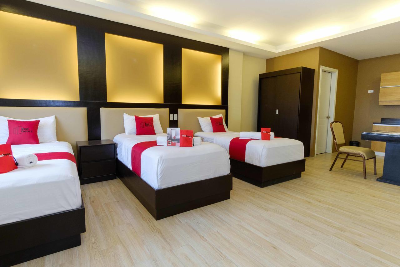 Hotel Reddoorz Premium Near Trinoma Quezon City Zewnętrze zdjęcie