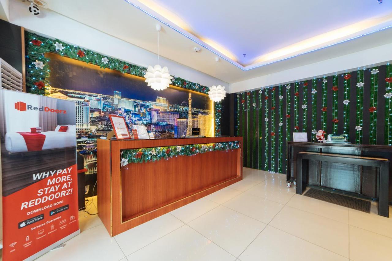 Hotel Reddoorz Premium Near Trinoma Quezon City Zewnętrze zdjęcie