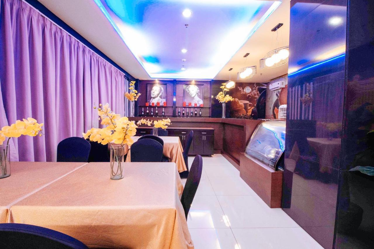 Hotel Reddoorz Premium Near Trinoma Quezon City Zewnętrze zdjęcie