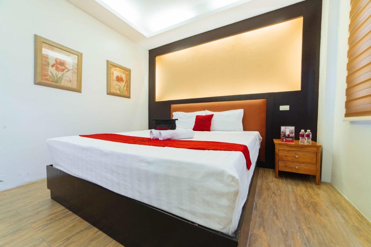 Hotel Reddoorz Premium Near Trinoma Quezon City Zewnętrze zdjęcie