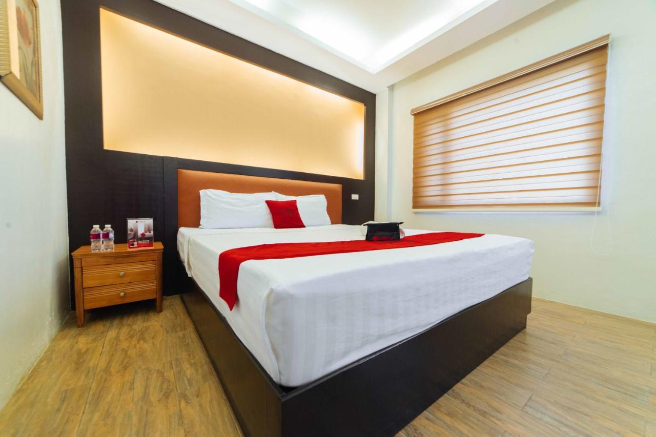 Hotel Reddoorz Premium Near Trinoma Quezon City Zewnętrze zdjęcie