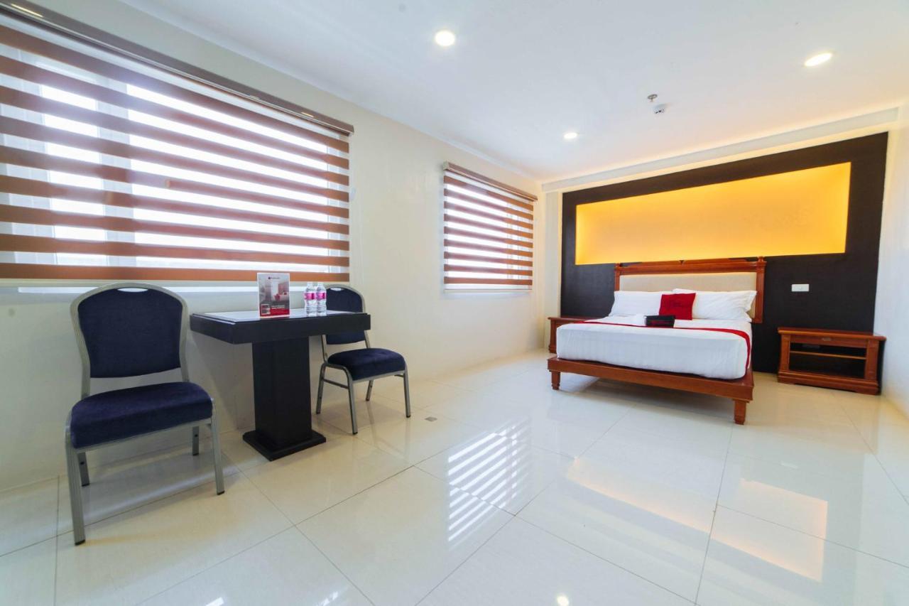 Hotel Reddoorz Premium Near Trinoma Quezon City Zewnętrze zdjęcie